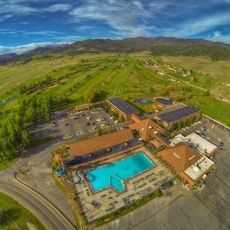 Fairmont Hot Springs Resort Анаконда Экстерьер фото