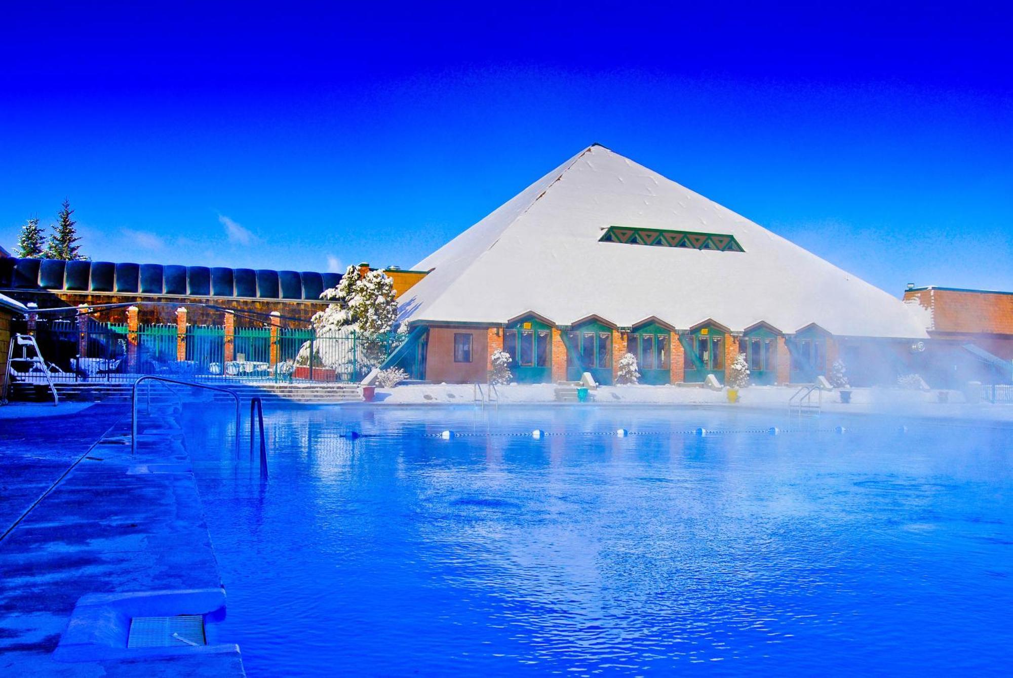 Fairmont Hot Springs Resort Анаконда Экстерьер фото