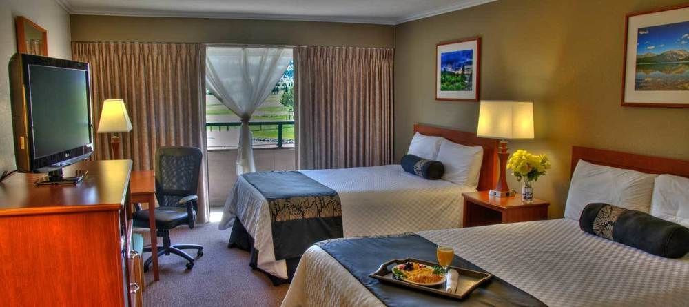 Fairmont Hot Springs Resort Анаконда Экстерьер фото